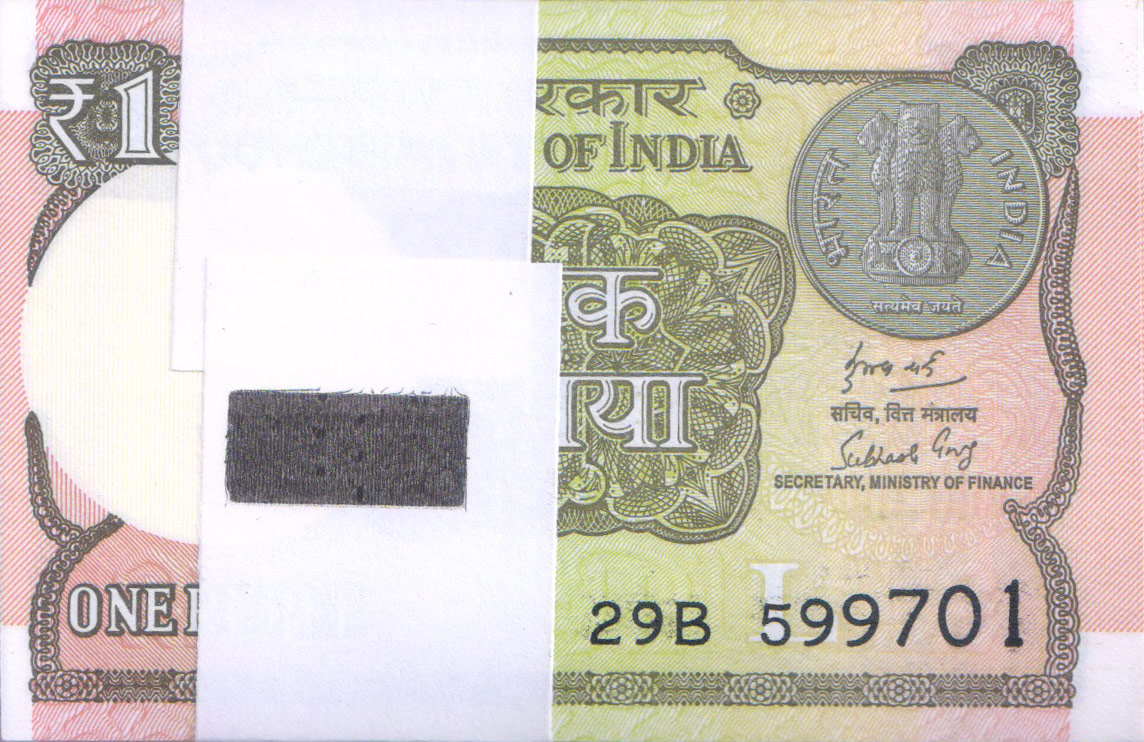 India, 2018 Rupee 1 Complete Serial Bundle of 100 Notes, 29B 599701 to 29B 599800 , Sign. by Subhash Garg, Inset L